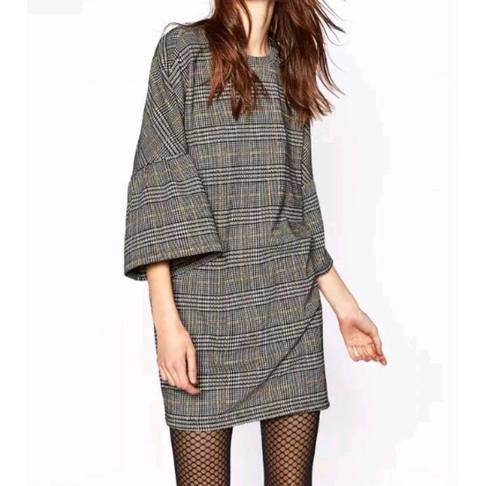 ZARA Trafaluc Size Large Houndstooth Plaid Bell Sleeve Career Short Shift Dress